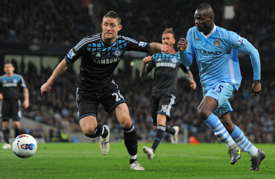 在两队的直 在两队的直